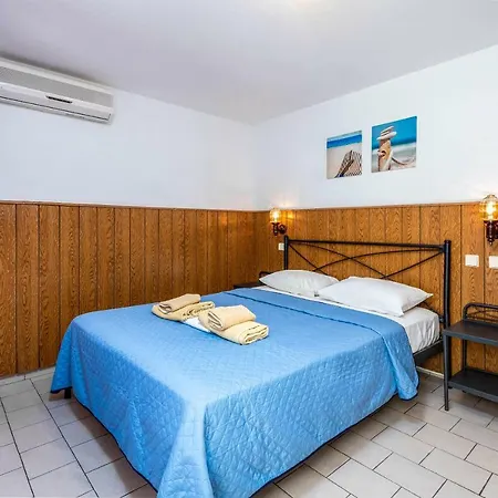 Hotel Old Town Piazza 3*